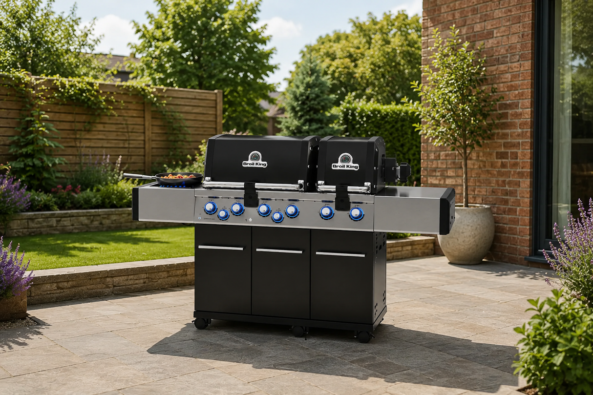 Regal 690 Black